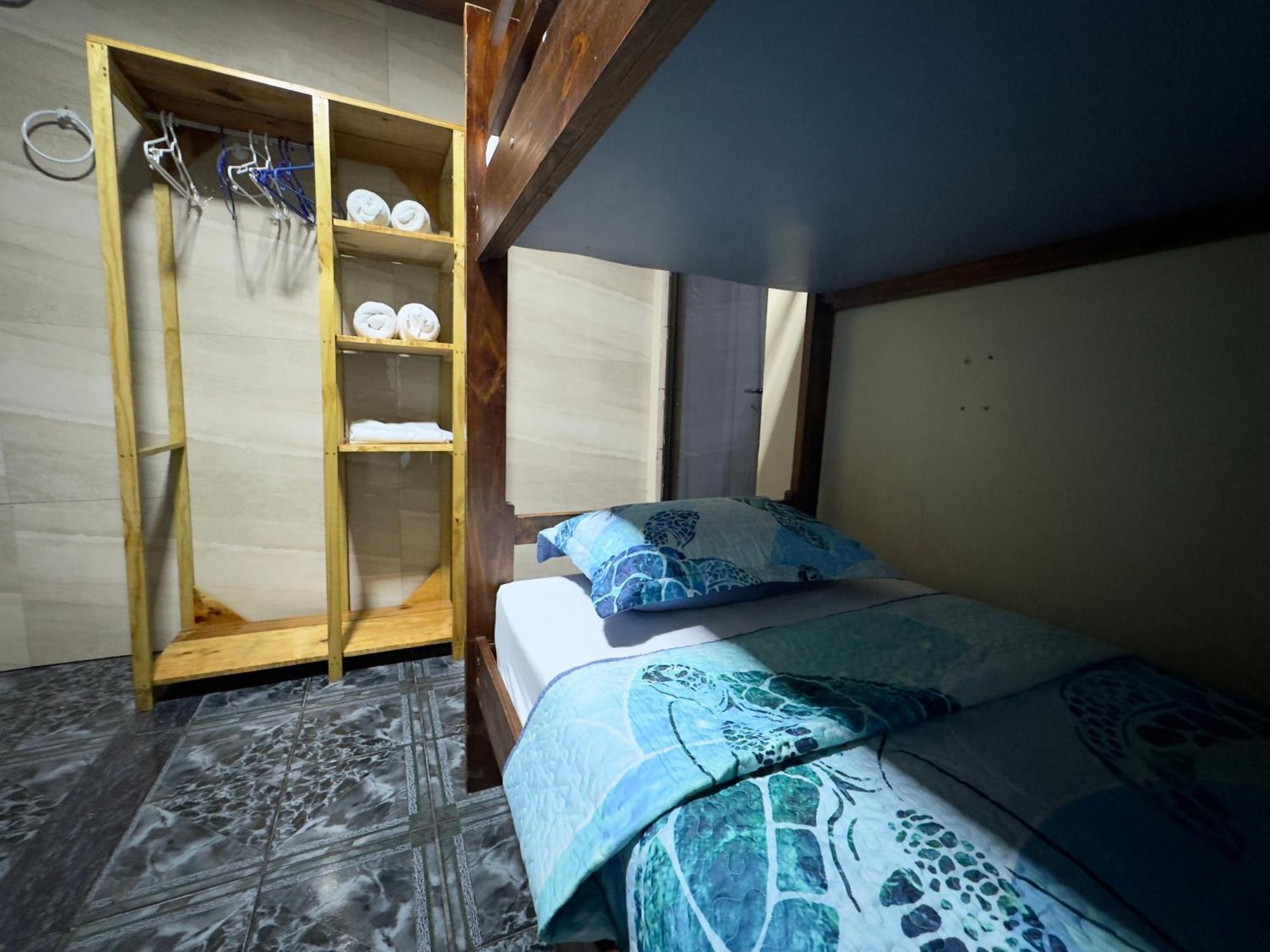 Casa Quepos Hotel Eksteriør billede