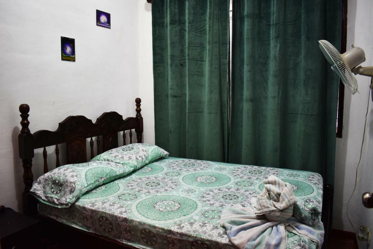 Casa Quepos Hotel Eksteriør billede